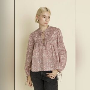 AUREUM Mauve Floral Blouse